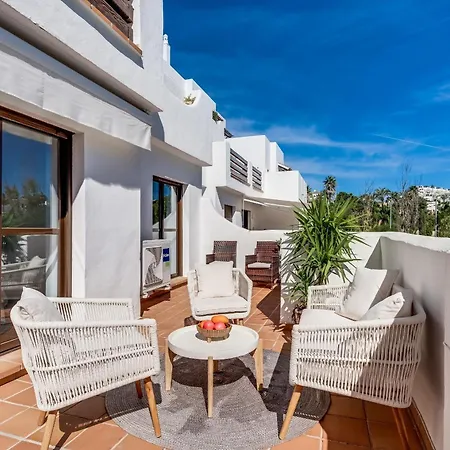 Ultimate - Met Uitzicht Op Het Zwembad * Estepona