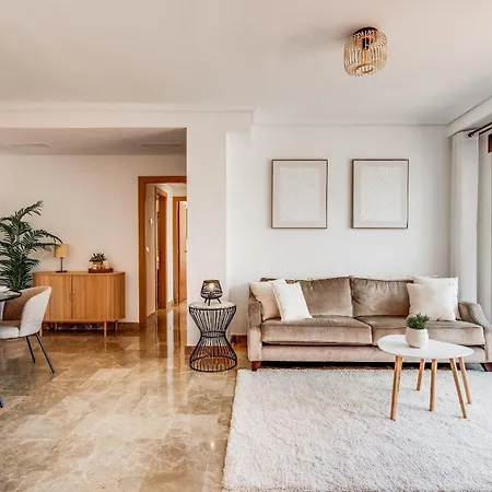 Ultimate - Met Uitzicht Op Het Zwembad Estepona