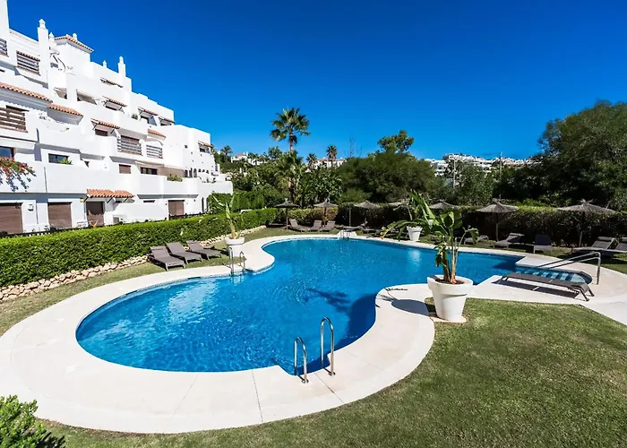 Apartamento Ultimate - Met Uitzicht Op Het Zwembad Estepona