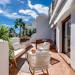 Apartment Ultimate - Met Uitzicht Op Het Zwembad Estepona