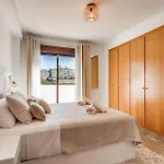 Ultimate - Met Uitzicht Op Het Zwembad Apartment *